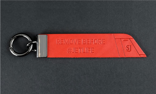 Remove Before Flight – Porte-clés flamme 100% sur-mesure